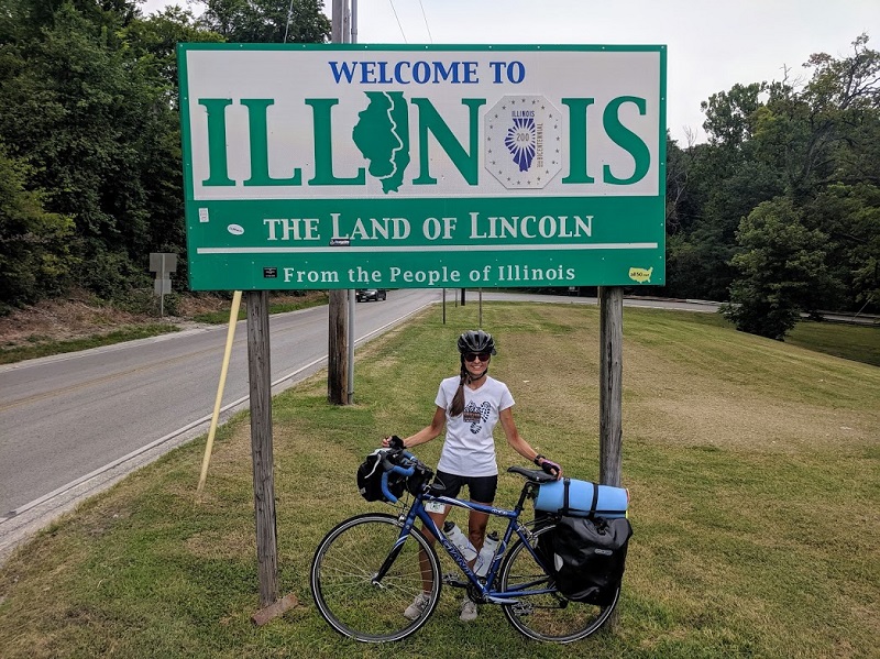 Illinois state border sign