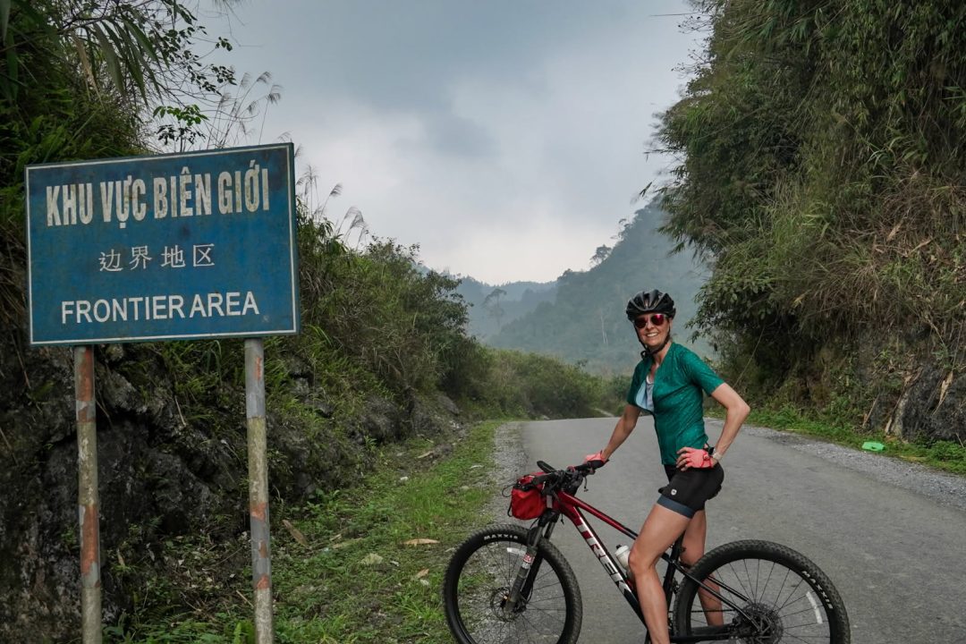 bicycle travel in Vietnam