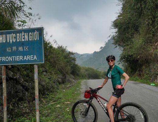 bicycle travel in Vietnam